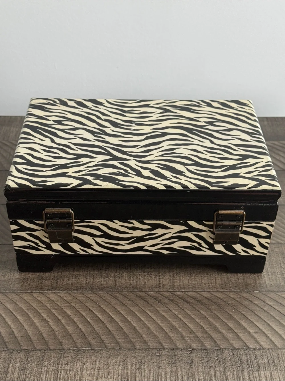 Black and White Zebra Pattern Jewelry Box | Keepsakes Treasures Mementos Box